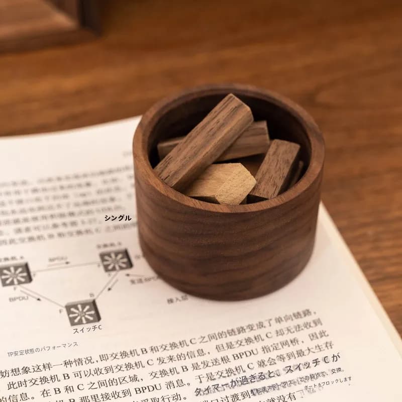 Diffusore di Oli Essenziali in Legno Moderno, Decorazione da Scrivania Creativa in Noce Nero, Senza Fiamma, Regalo per Arredamento Casa