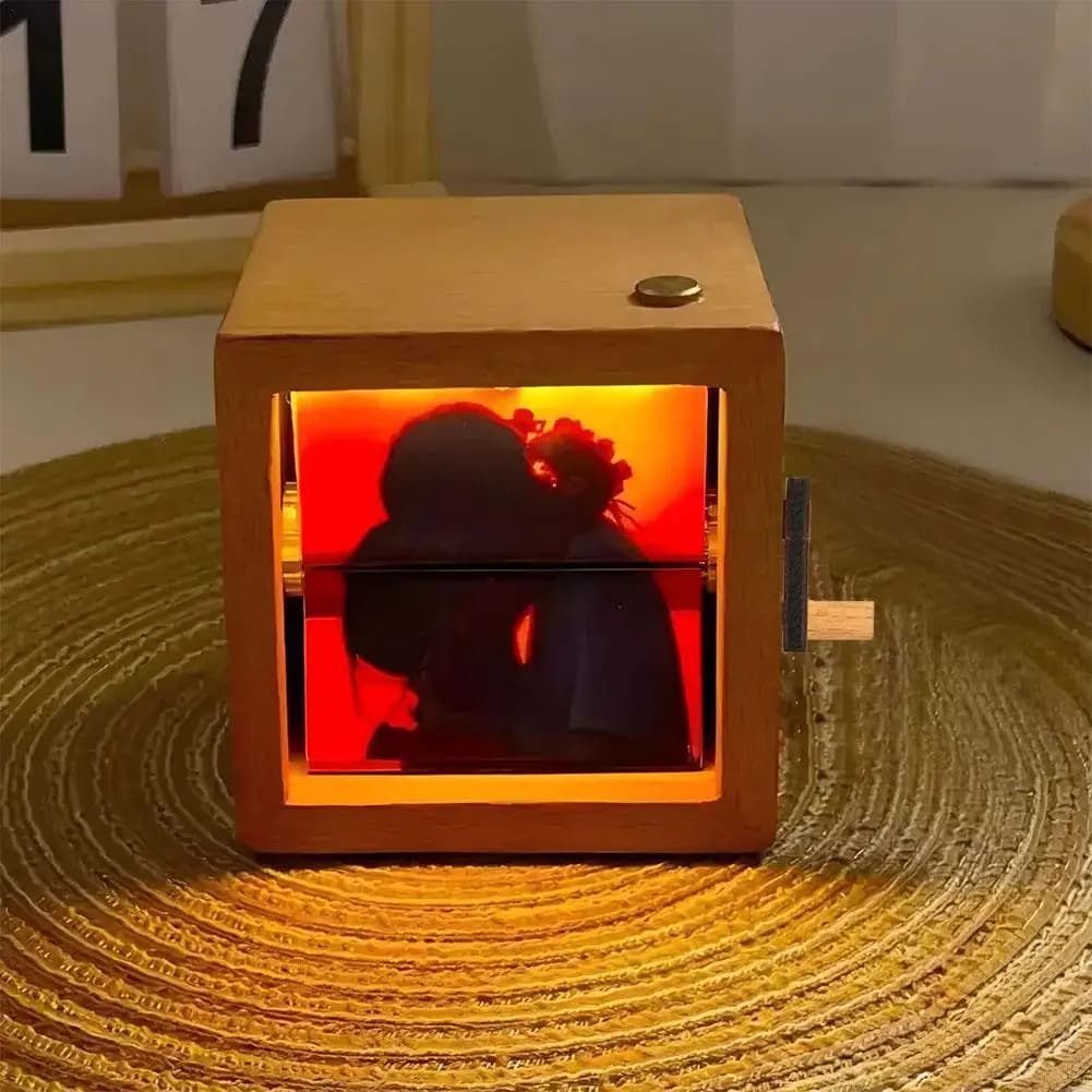 Cornice per foto con libro commemorativo personalizzato, album di immagini di animazione in legno a manovella, regalo per coppie, compleanno di San Valentino