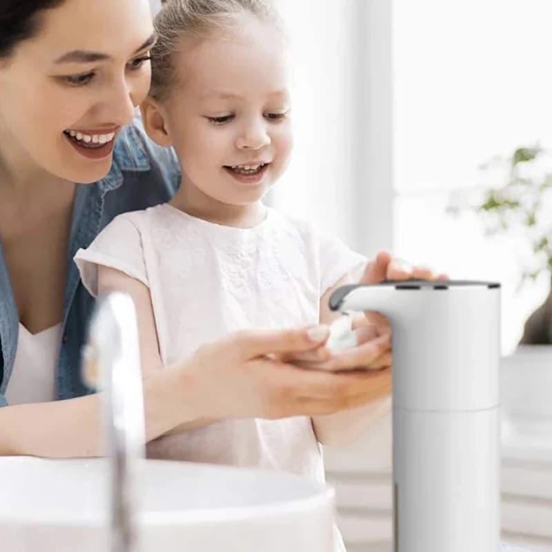 Dispenser automatico di sapone 450ML Ricarica USB Induzione a infrarossi Dispenser di sapone liquido intelligente in schiuma Disinfettante per lavamani