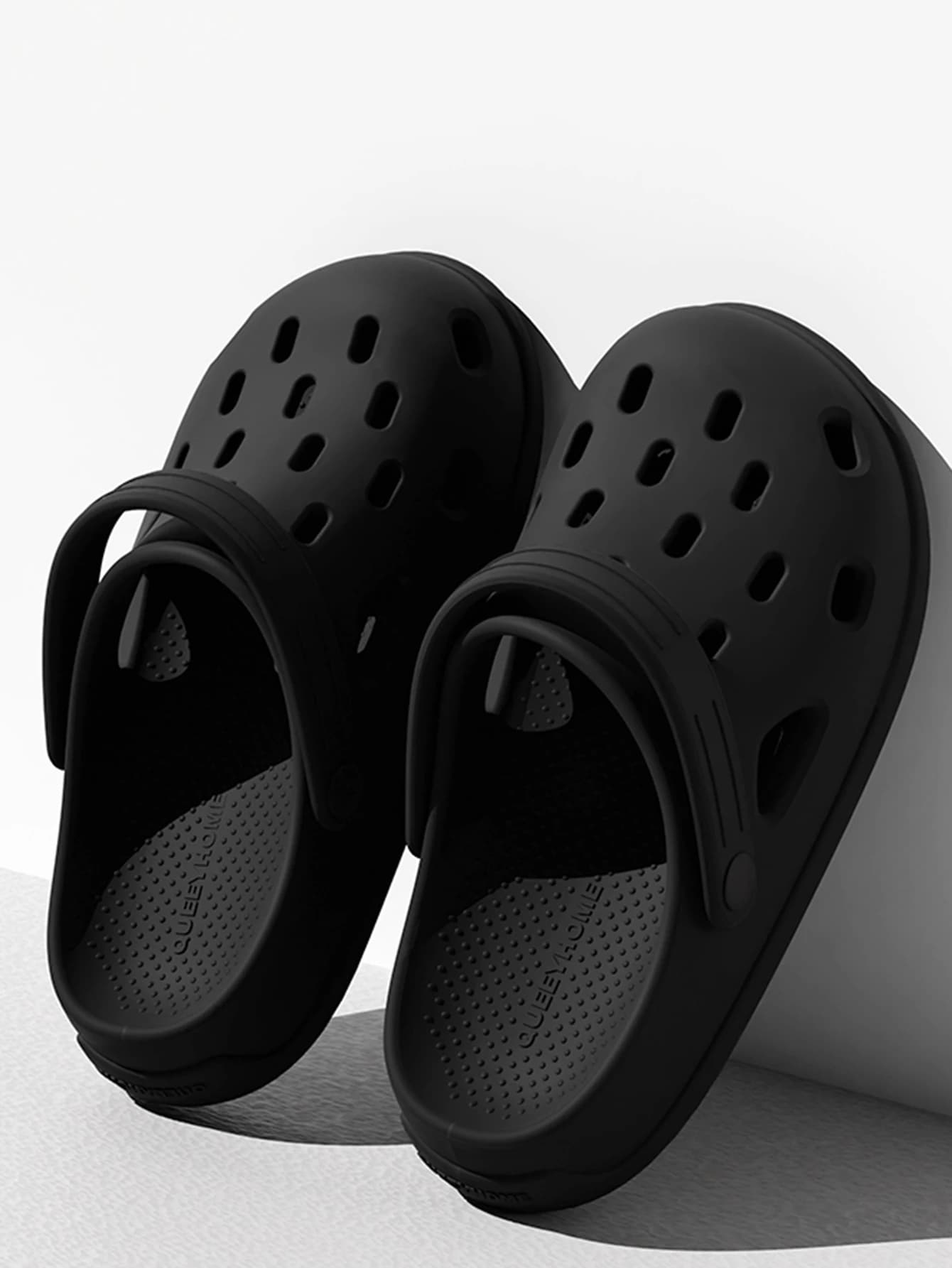 Men's grotto shoes, garden shoes, beach shoes, casual summer slippers and comfy anti-slip, outdoor clothing, fresh slippers for the house.