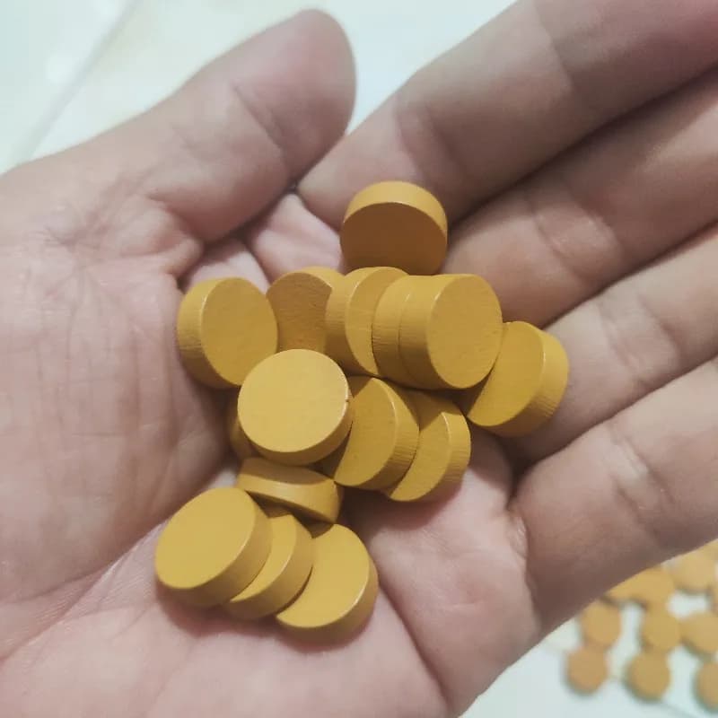 100 pz/set Legno 1.5 cm Pezzo Rotondo 0.5 cm Geometrica Legno di Loto Pezzo Rotondo Gioco Da Tavolo Pezzo di Scacchi FAI DA TE