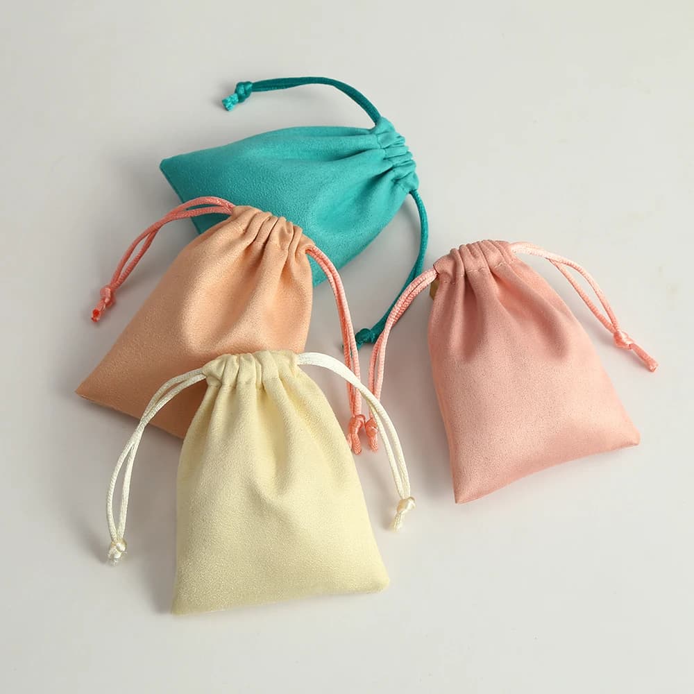 50 Pezzi Sacchetti in Flanella per Gioielli, Sacchetti Regalo in Velluto Scamosciato con Coulisse, Sacchetti Portaoggetti per Anelli, Orecchini, Bracciali, Portachiavi, Sacchetti Porta Caramelle