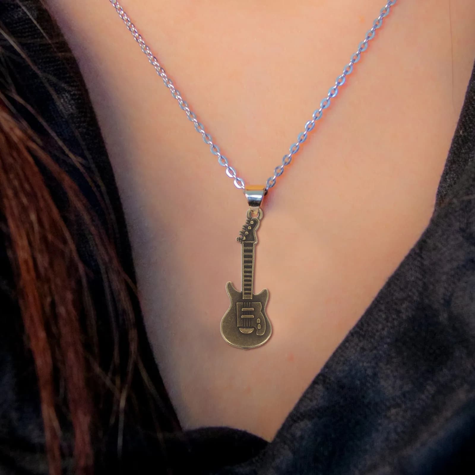 50Pcs Rustic Guitar Pendants Durable Metal Music Charms for DIY Necklace Bracelet Keychain Earrings Jewelry Crafting