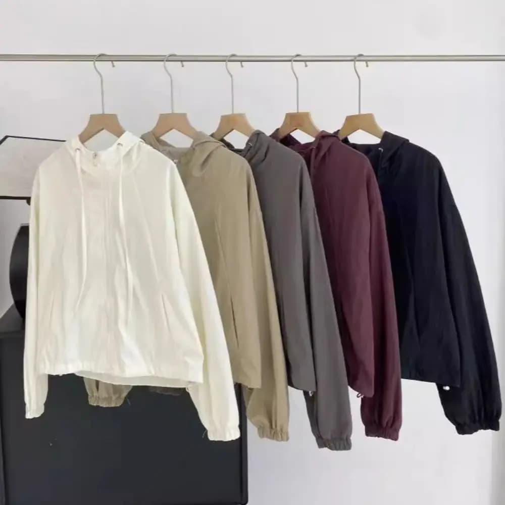 Abbigliamento con coulisse per protezione solare, anti-UV, a maniche lunghe, ad asciugatura rapida, giacche da donna in stile coreano, top con cappuccio a maniche lunghe per protezione solare