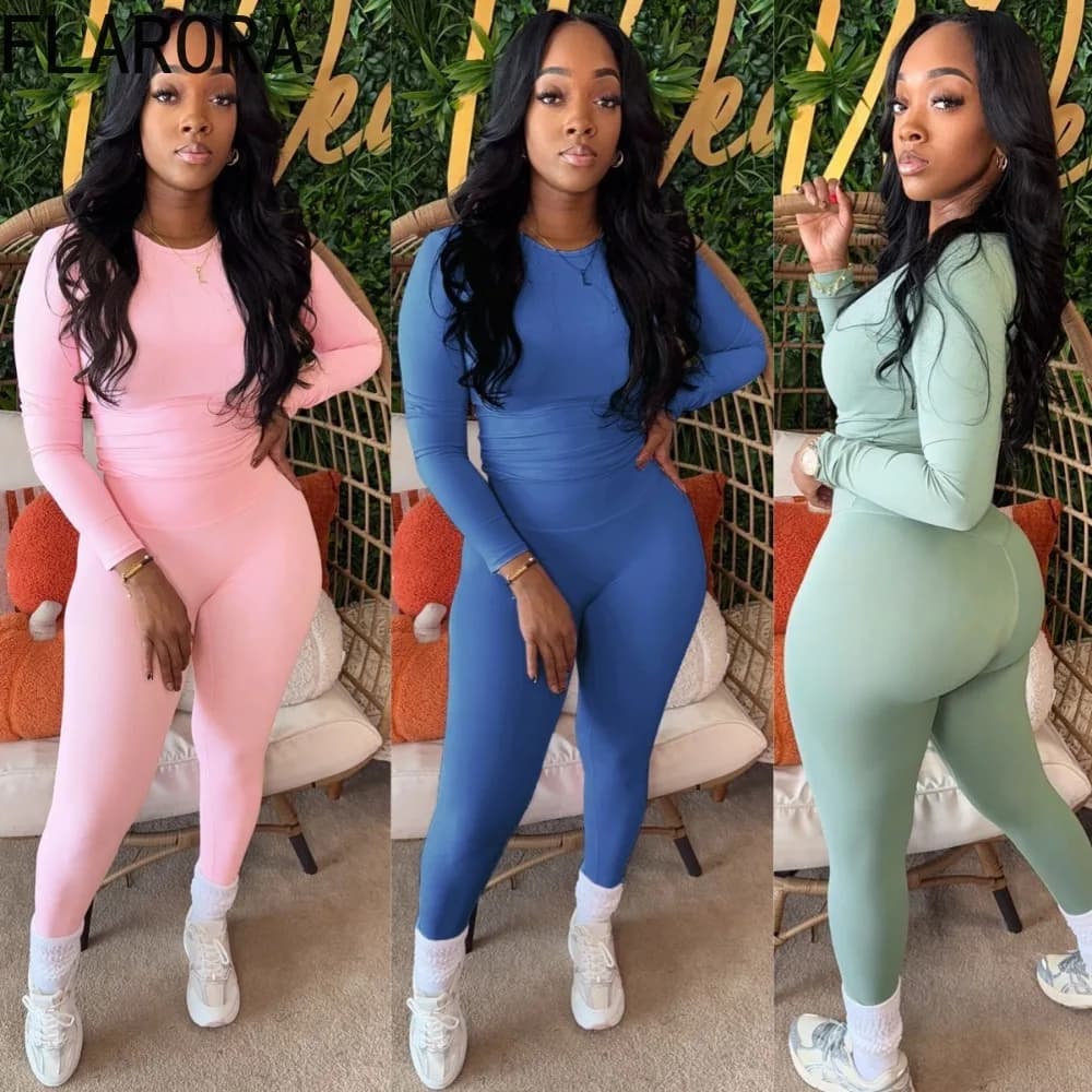 FLARORA Set da 2 pezzi sportivi casual Donna Tinta unita O Collo Manica intera Top slim e pantaloni leggings Set da yoga fitness elasticizzato
