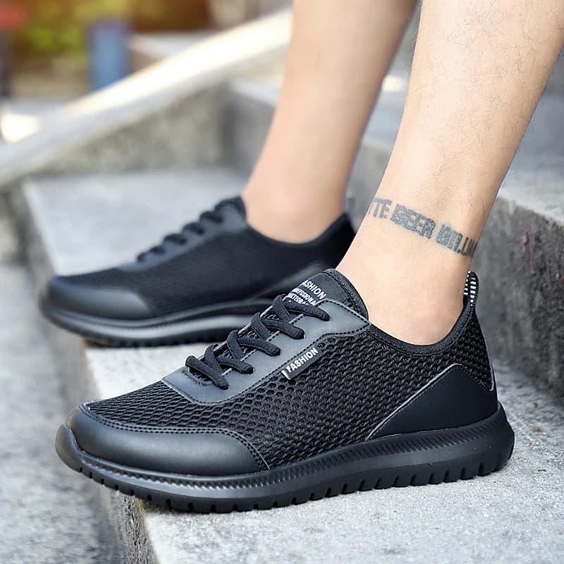 Scarpe Sportive Estive da Uomo 2026 Sottili, Comode e Traspiranti in Mesh, Scarpe da Corsa Leggere per Esterni con Suola Morbida