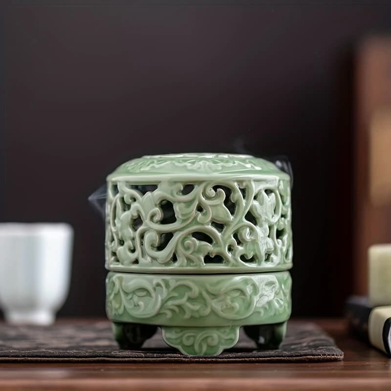 1 Set Chinese Style Lotus Incense Burner Yue Kiln Plum Blossom Ceramic Censer for Home Office Indoor Incense Stick Cone Aromat