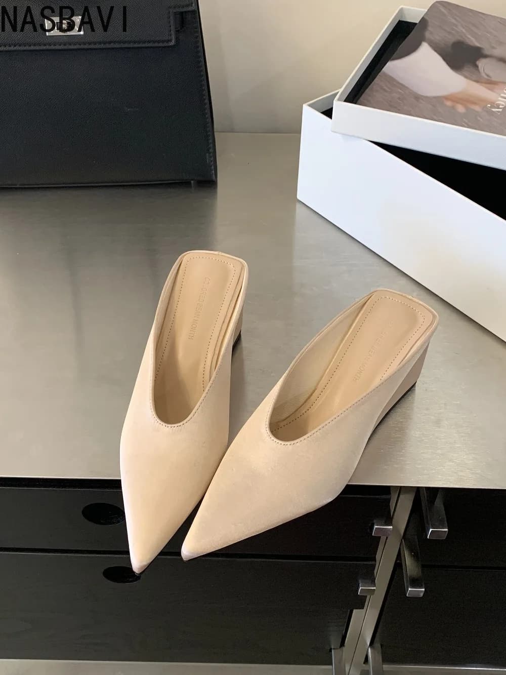 Summer Fashion Wedges Half Slippers Women French Elegant Pointed Toe Suede Leather Party Mule Girls Slides Zapatos Mujer Dress