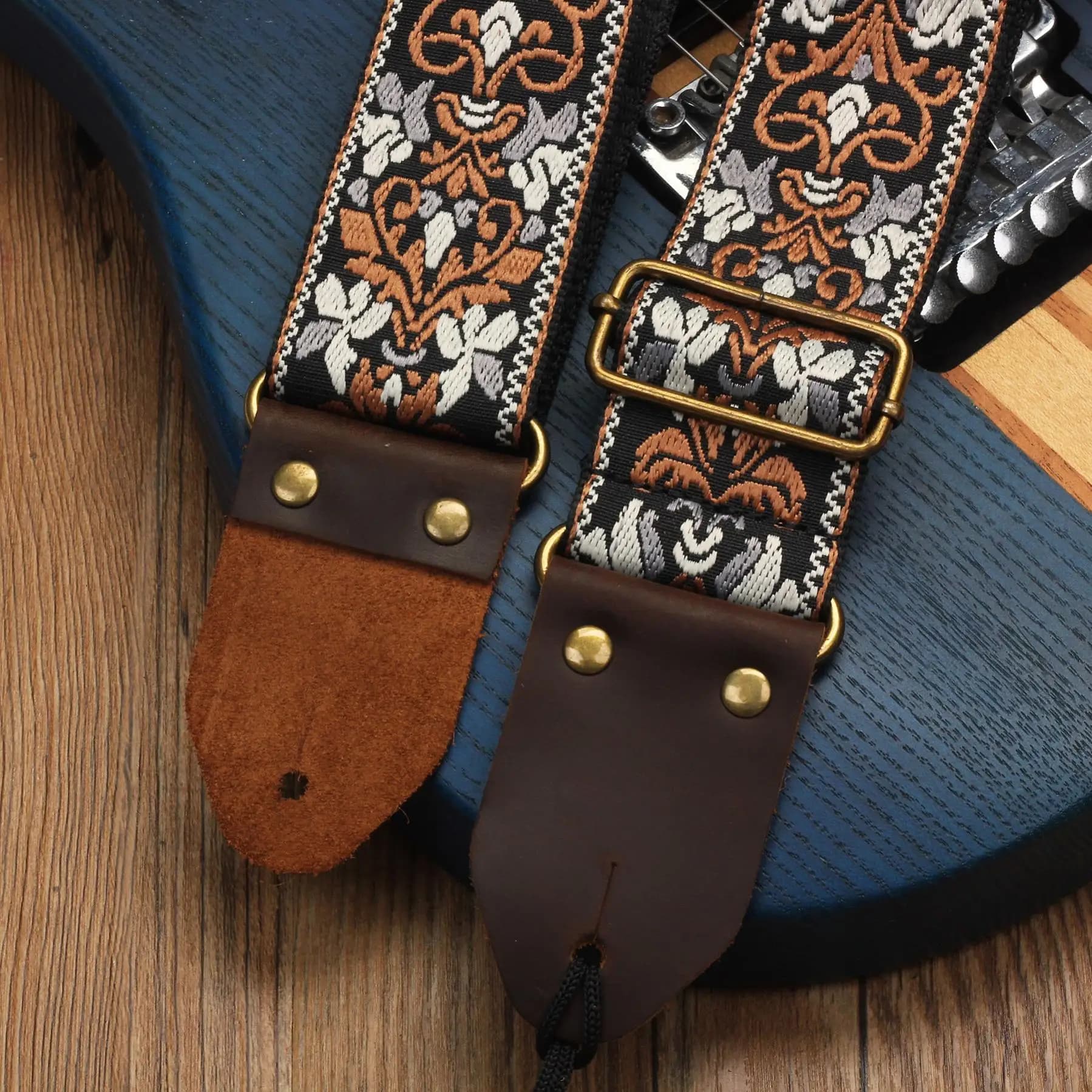 Vintage Flowers Crazy Horse Genuine Leather Head Guitar Strap with Tail Nail and Pick, Stripes Fabrics Guitar Bass Strap