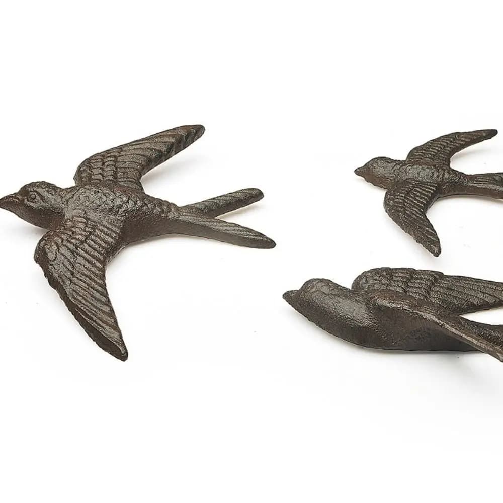 Retro Cast Iron Swallow Cast Iron Ornament Black DIY Decor Cast Iron Swallow Creative Wind Chime Art Statue Wall Decoration