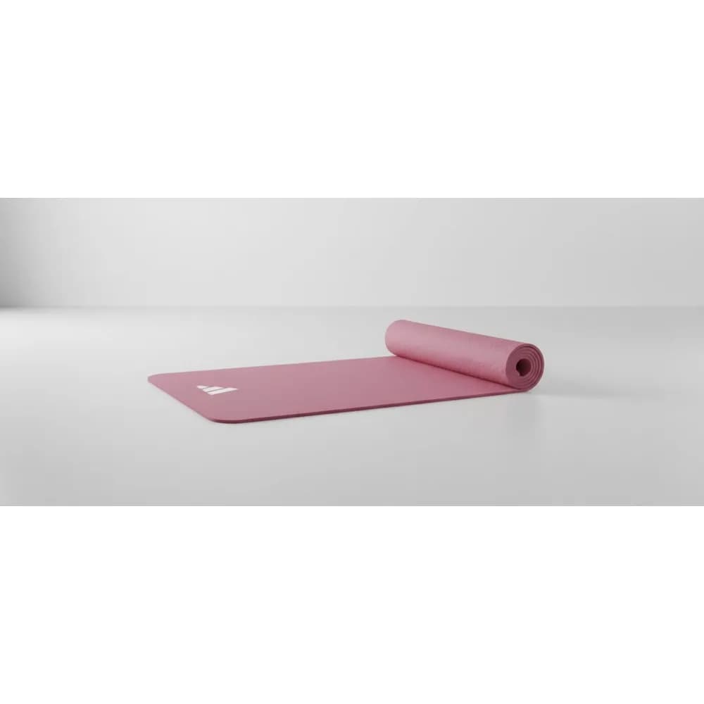 Premium eco-friendly yoga mat: 8 mm thick non-slip surface, durable structured for pilates and fitness enthusiasts