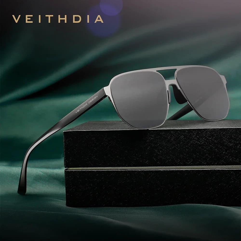 VEITHDIA Uomo Occhiali da sole pilota Sport Polarizzati UV400 Lenti in nylon Occhiali da guida per esterni Occhiali da sole in acciaio inossidabile per uomo 8221