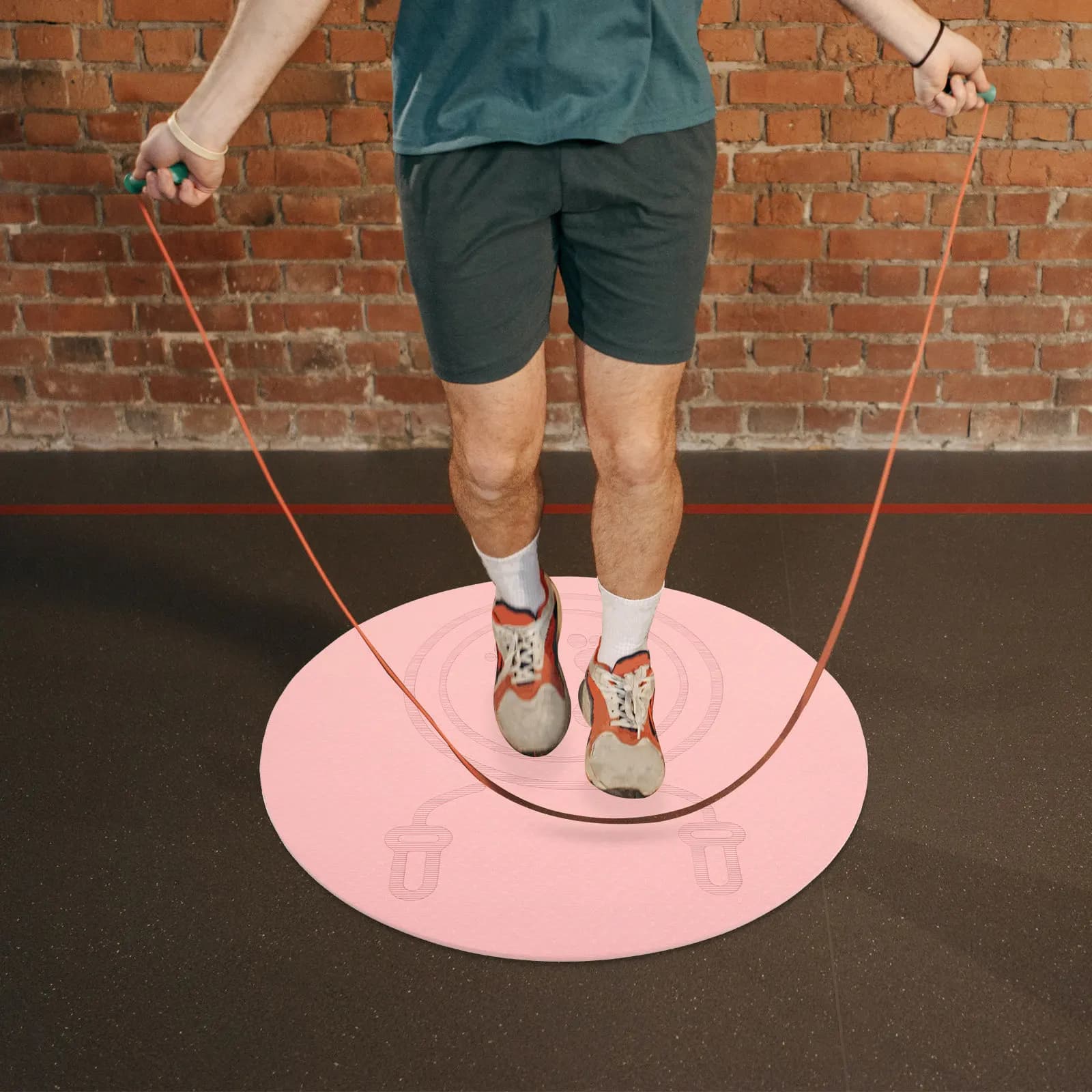 Tappetino Antiscivolo per Saltare con la Corda, Materiale TPE Premium, Assorbimento degli Urti, Cuscino per Yoga, Pilates, Fitness, Esercizi Indoor, Tappetino da Pavimento