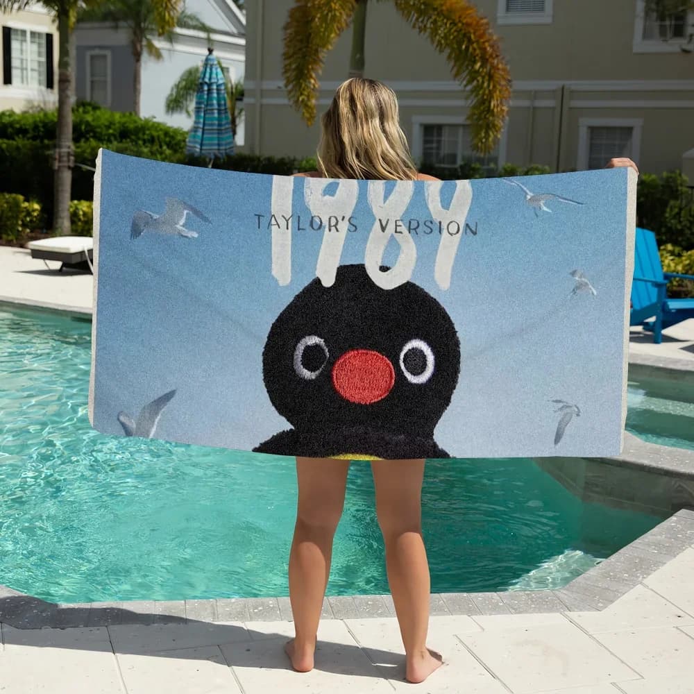 Pingu Simpatico cartone animato Asciugamano da spiaggia per piscina Asciugamano da spiaggia portatile ad asciugatura rapida con sabbia da viaggio all'aperto Coperta da bagno con tappetino sottile