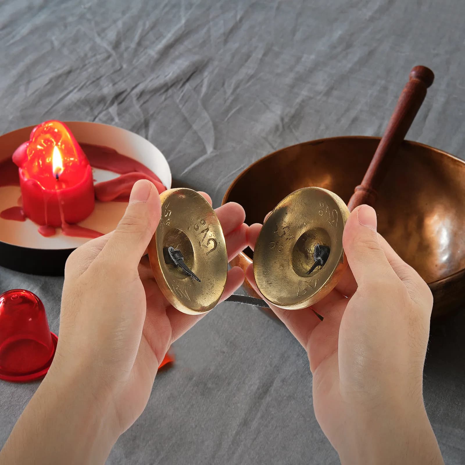Copper Meditation Cymbal Bell Durable Crack Resistant Hand Cymbals for Yoga Zen Percussion Instrument Small Tibetan Bells