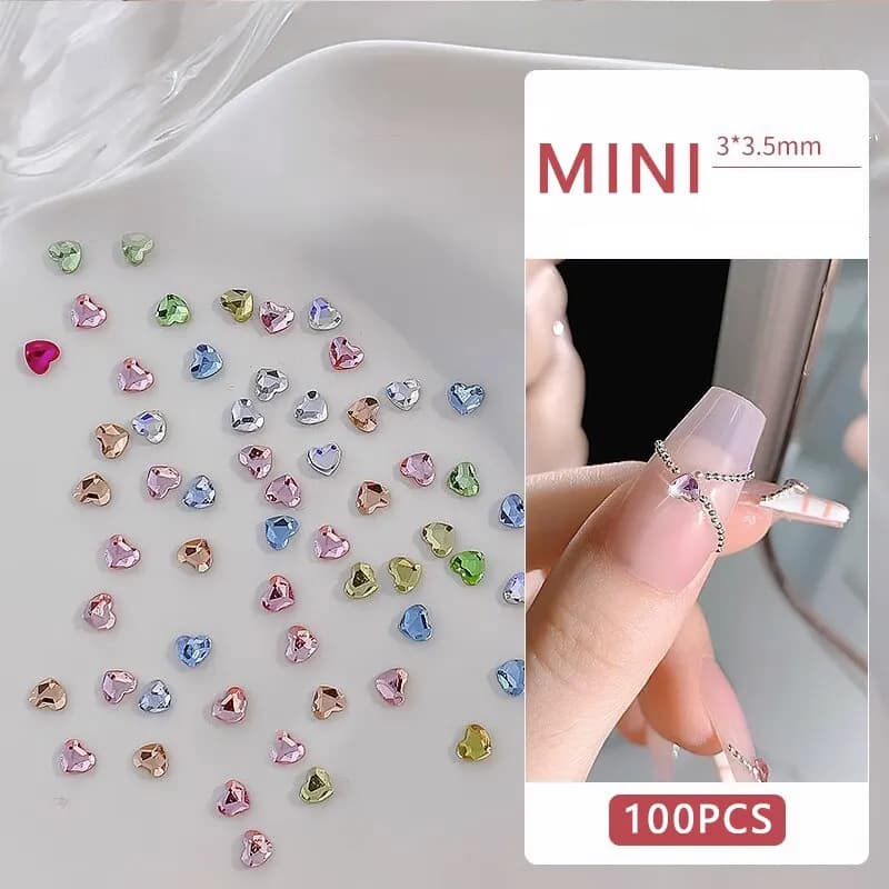 50/100 Pezzi Mini Cuori Diamantati per Decorazione Unghie, Super Scintillanti, Diamanti a Fondo Piatto, Piccoli Cuori Colorati Effetto Esplosione