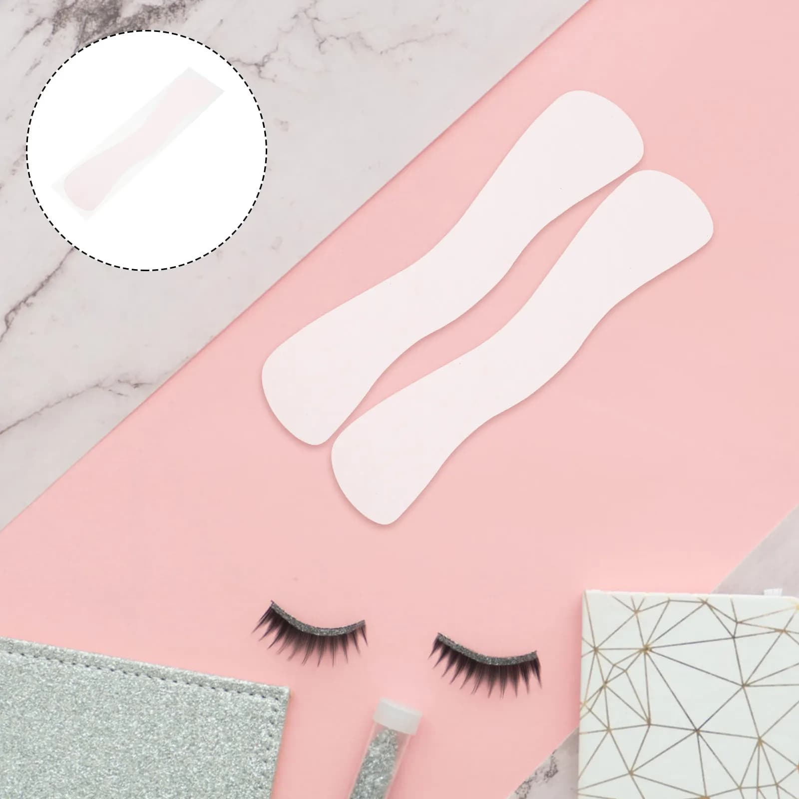 4 Pezzi Cuscinetti in Silicone per Extension Ciglia, Patch Isolante per Sopracciglia, Morbidi e Riutilizzabili, Strumento Applicatore per Ciglia Finte