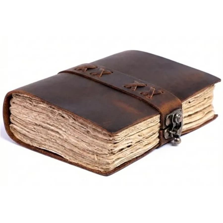 Leather Journal for Women and Men Vtage Leather Bound Notebook with Lock, 200 Pages Handmade Deckle Edge Paper 200 GSM,Lay Flat
