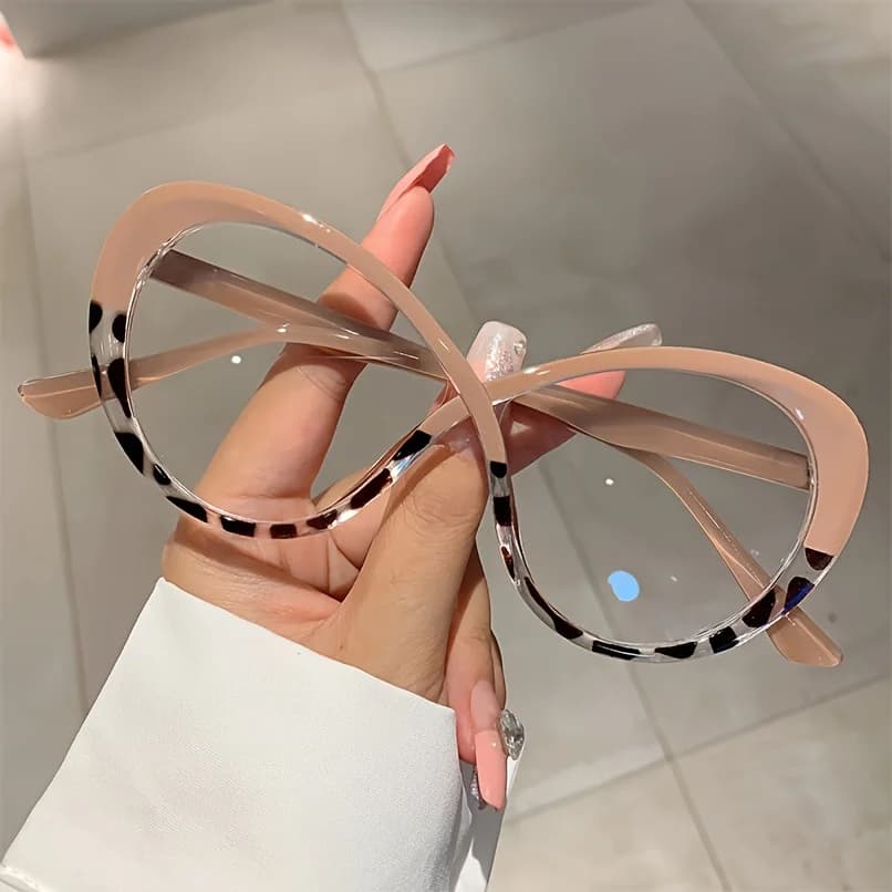 Unisex retro cat eye glasses - full frame translucent frame with fringed details, oversized retro style is suitable for parties, theater events and daily wear - durable PC frame
