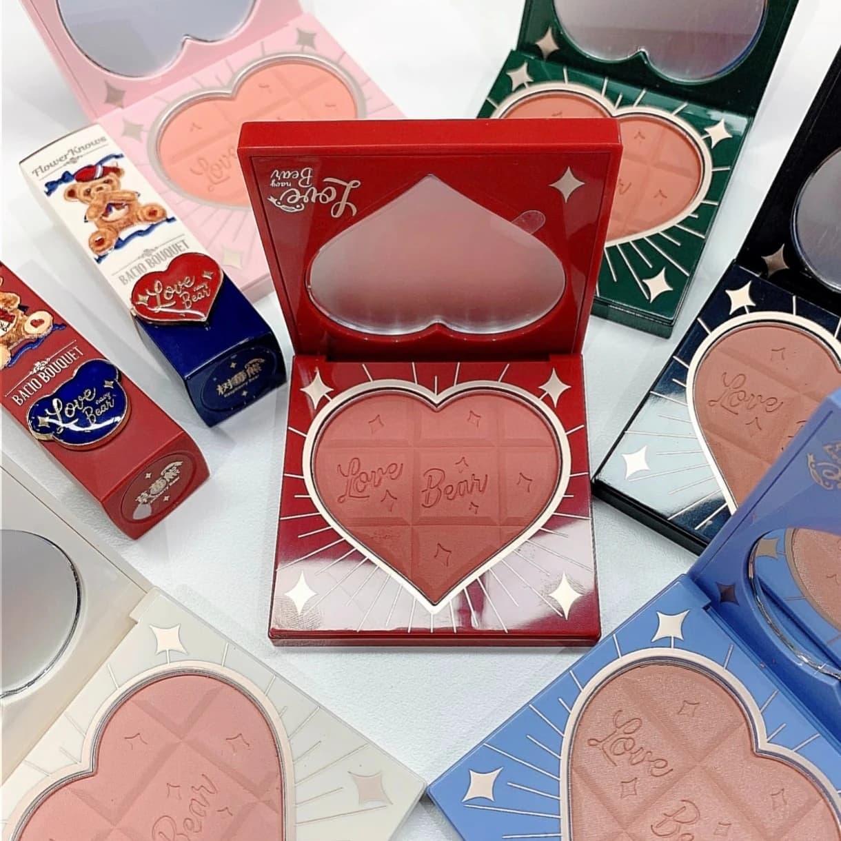 Flower Knows Teddy Bear Blush Ombretto Nove Colori Edizione Limitata Cioccolato
