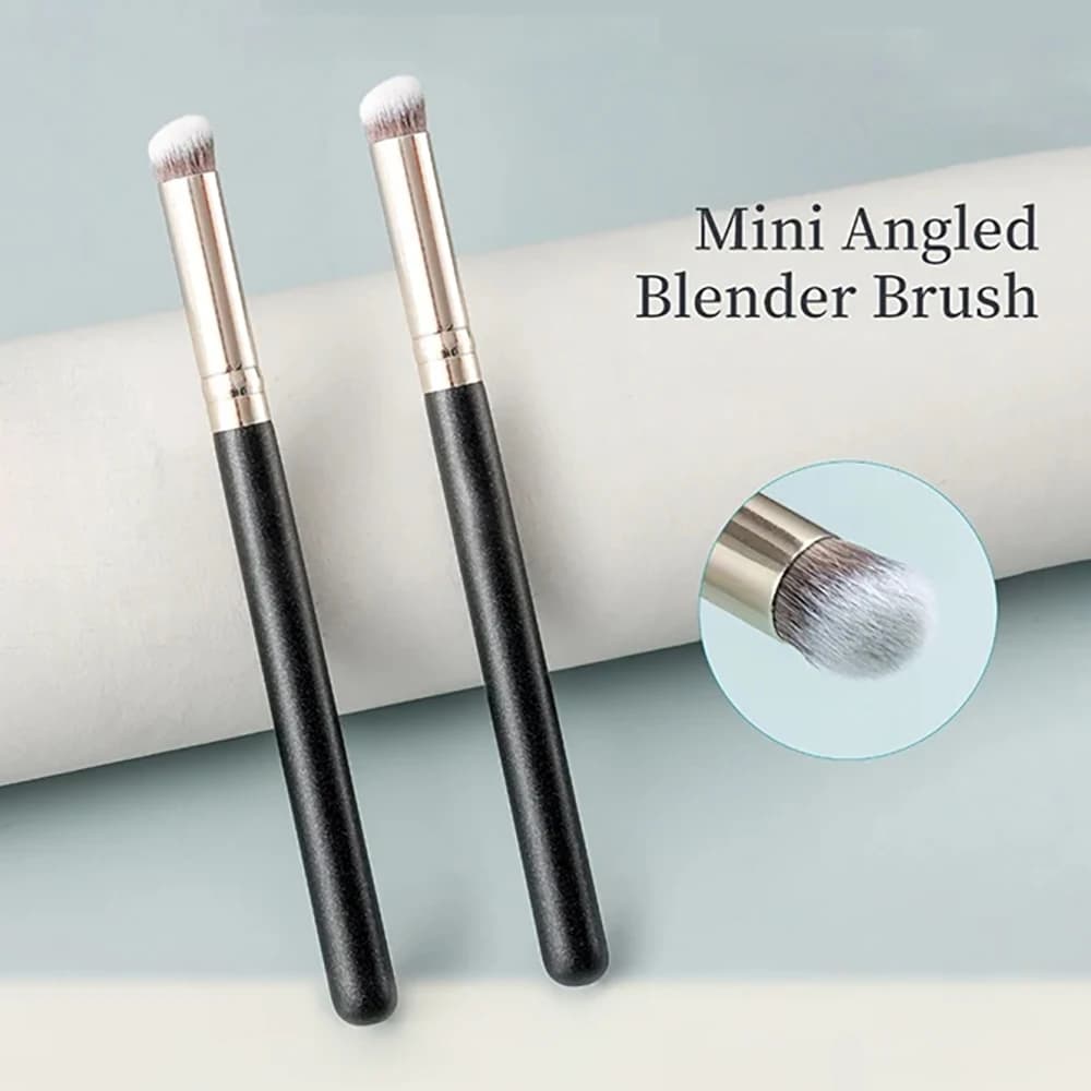 Brush for makeup angled concealer under eye makeup Brush for fading precision face for small foundation Makeup tools with soft bristles
