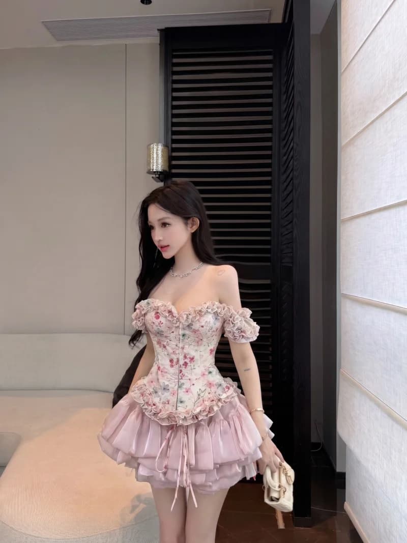 Pink Floral Print Shirt And High Waist A-Line Short Skirt Two-Piece Set for Women Summer Slimming Bubble Sleeve Fashion Ensemble