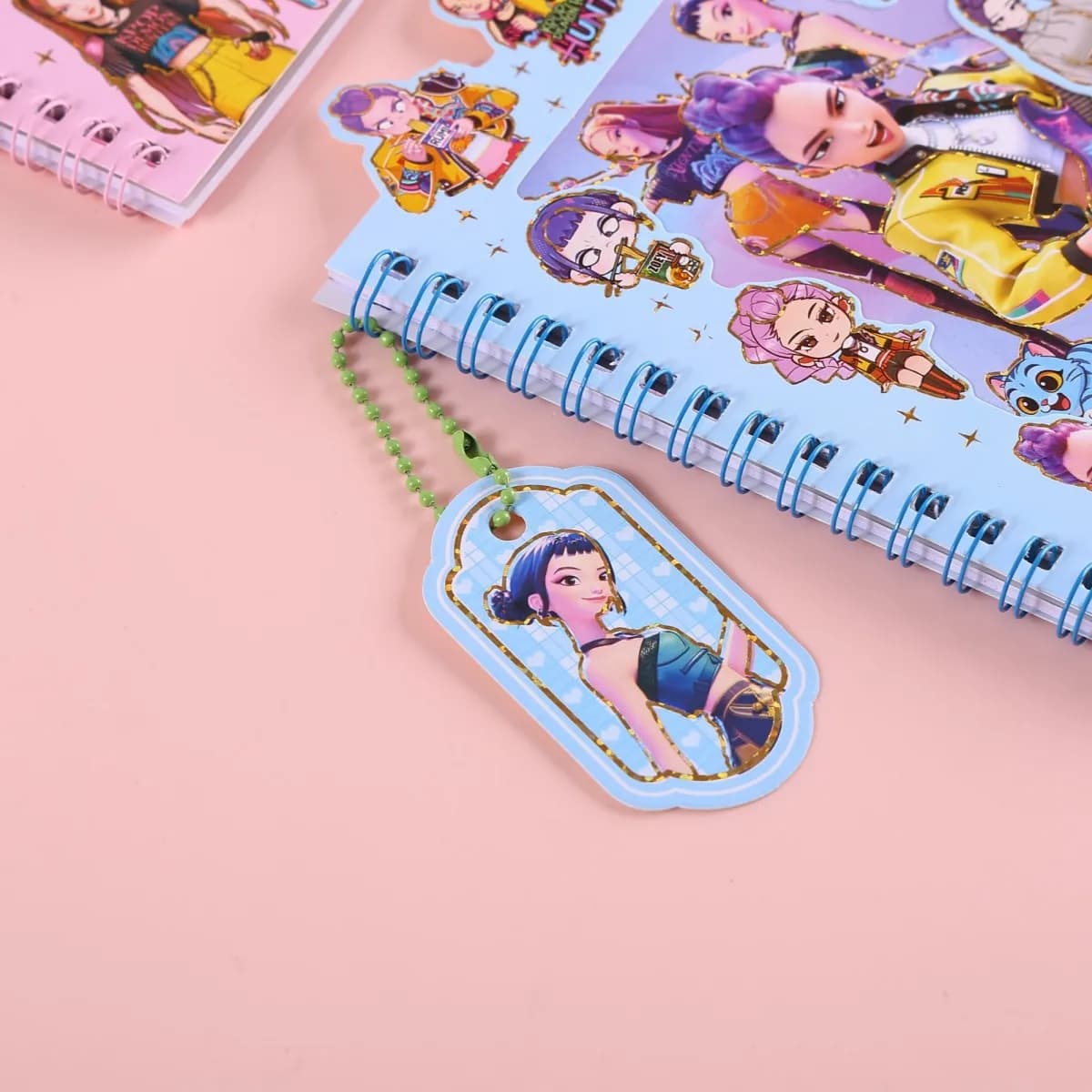 2026 Nuovi Adesivi Carini a Tema Anime K-pop per Decorazione di Quaderni, Diari e Cover per Telefoni, Ideali come Regalo di Compleanno