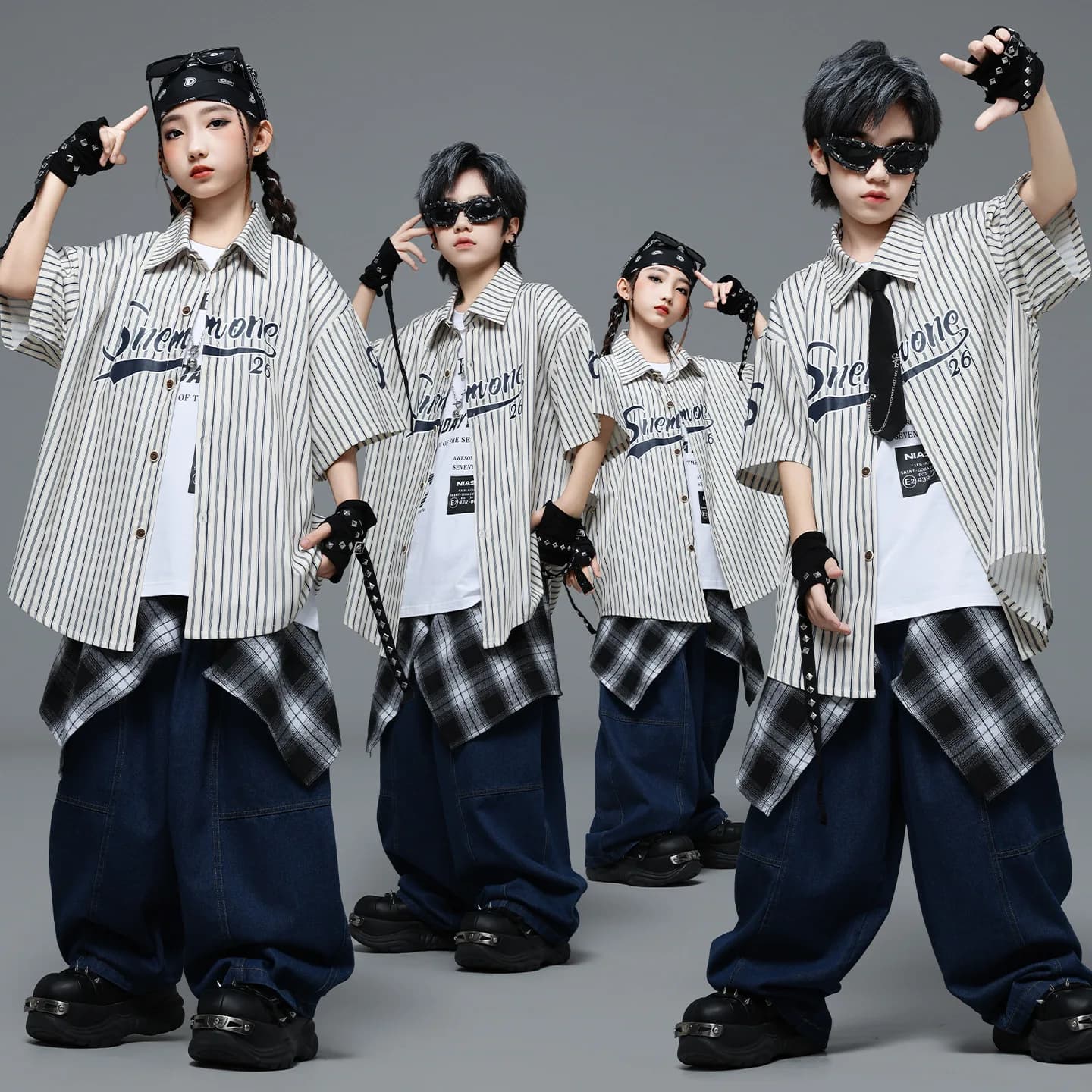 Completo da ballo hip hop per bambini: camicia a maniche corte con risvolto e stampa a lettere a righe + jeans, costume streetwear per ragazzi, completo da performance per ragazze