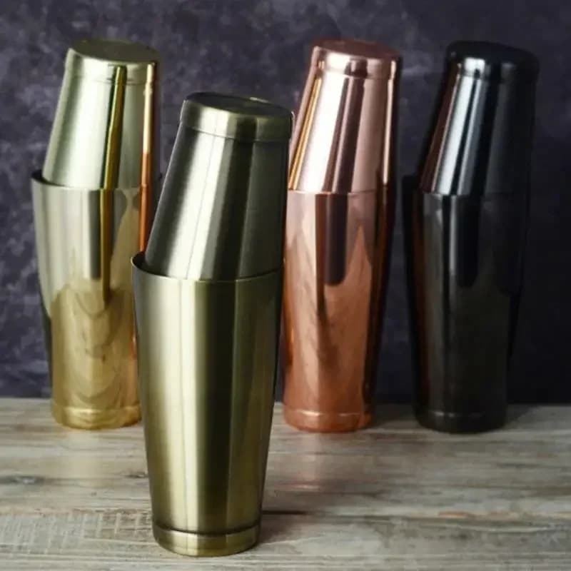 1Pc Boston Cocktail Shaker Incisione creativa Martini Bar Set di latta per miscelazione in acciaio inossidabile Strumenti per feste