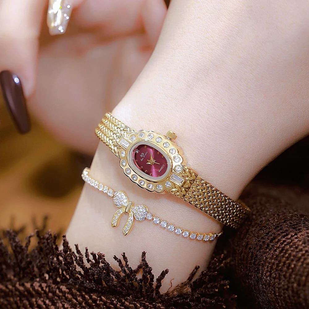 Orologio al quarzo da donna semplice in oro di lusso con quadrante piccolo, bracciale con diamanti, elegante orologio da polso da donna, regalo di moda