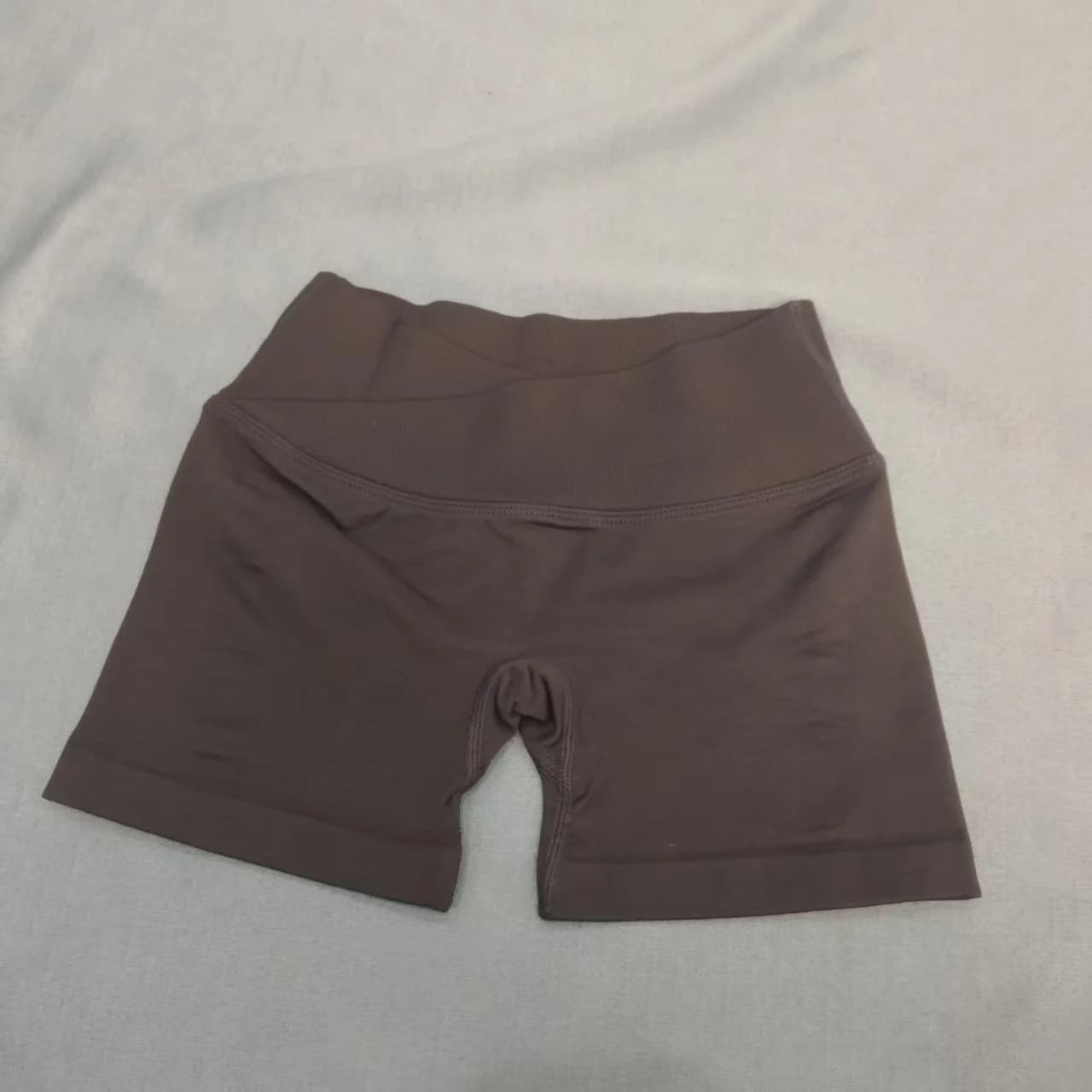 Pantaloncini Sportivi da Donna a Vita Alta Tinta Unita con Logo, Ideali per Fitness, Yoga, Ciclismo, Allenamento Completo, Jogging e Squat Proof