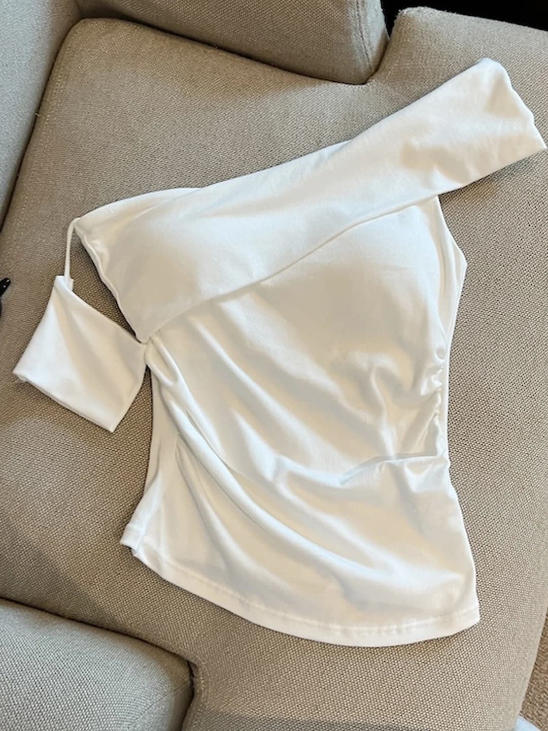Slim Fit Short Sleeve T-Shirt Women's Summer Fashion Design Pure Desire Slope Shoulder with Chest Pad Breathable Casual Top