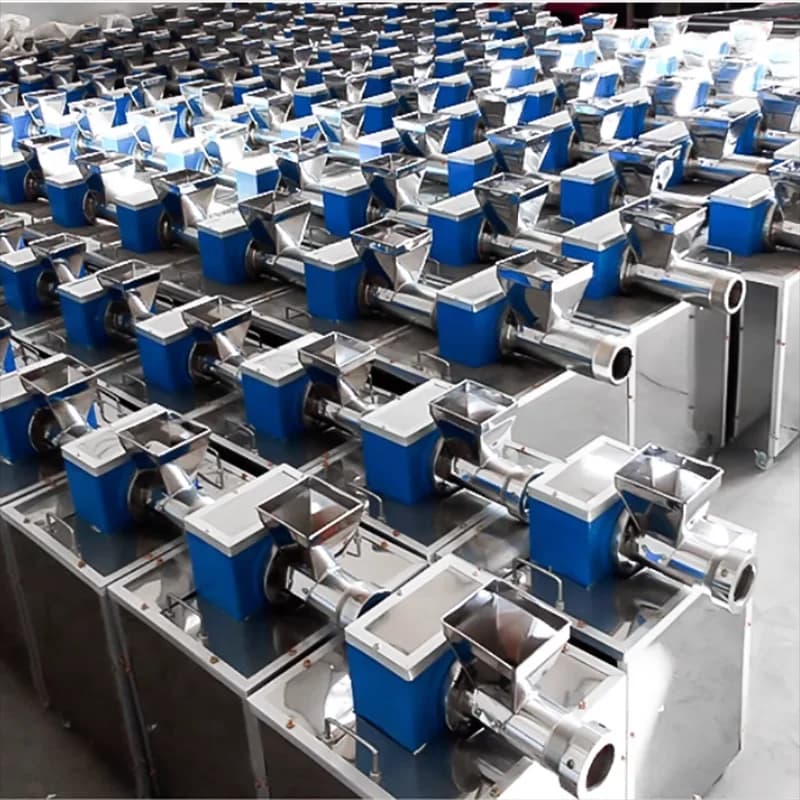 Macchina per la produzione di spaghetti per pasta Macchina per la lavorazione dell'estrusore per pasta Linea di produzione per la produzione di spaghetti 