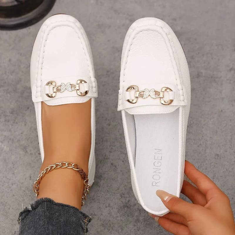 Women Soft Loafers Rhinestone Metal Buckle Flat Shoes Ladies Comfort Non Slip Driving Moccasins Casual Slip-on Walking Shoes