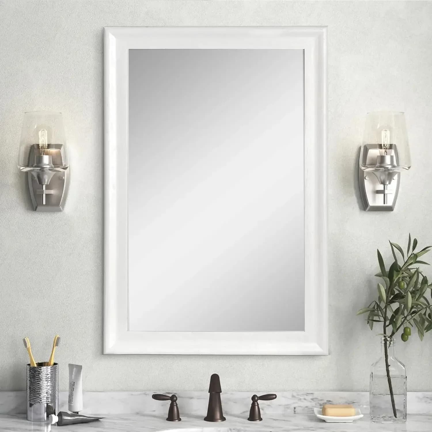 Specchio da parete in legno bianco per bagno, specchio rettangolare rustico da 24 x 36 pollici con cornice in legno per soggiorno, camera da letto