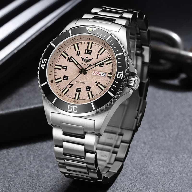 YELANG Orologio militare da uomo 44MM Diver Orologio da polso meccanico automatico Tubi luminosi Zaffiro 30ATM Impermeabile MIYOTA 8205