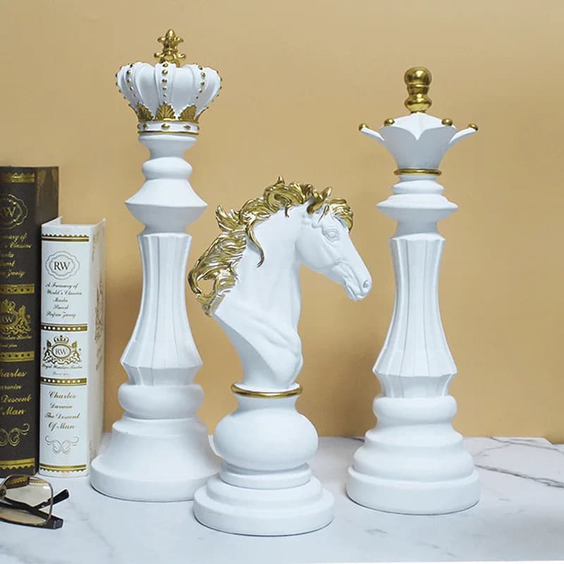 Set di scacchi in stile nordico King Queen Knight Pezzi d'arte in resina Decorazioni per la casa Decorazioni per scrivania Collezione regalo di lusso