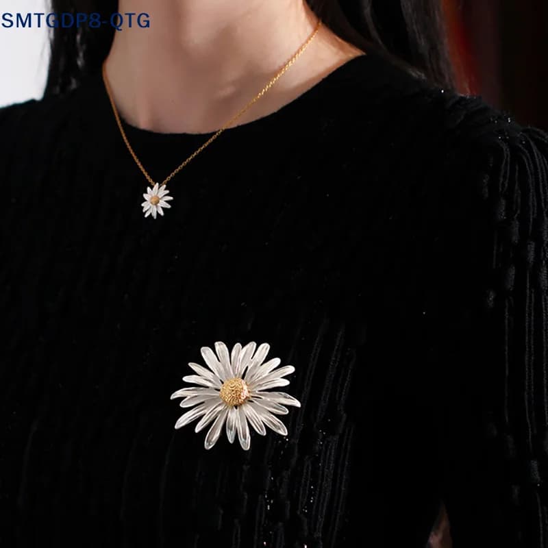 NEW Fashion Mori Flower Brooch For Girls Women Flowers Badge Backpack Suit Jacket Clothes Enamel Pins Corsage Party Gifts