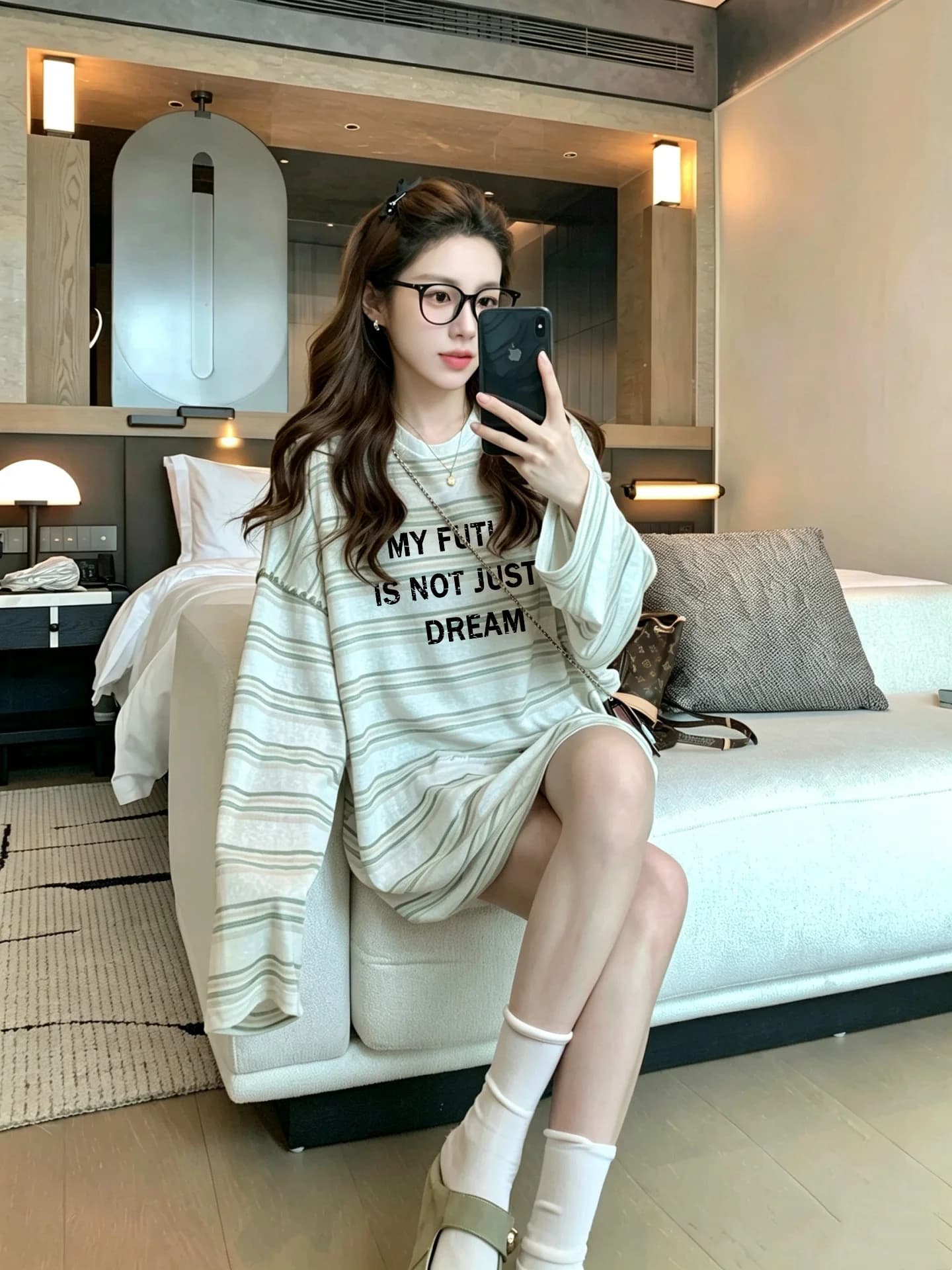 American Style Long Sleeve T-Shirt Women's Loose Casual Thin Striped Base Shirt Top for Early Autumn Commute Creative Pattern