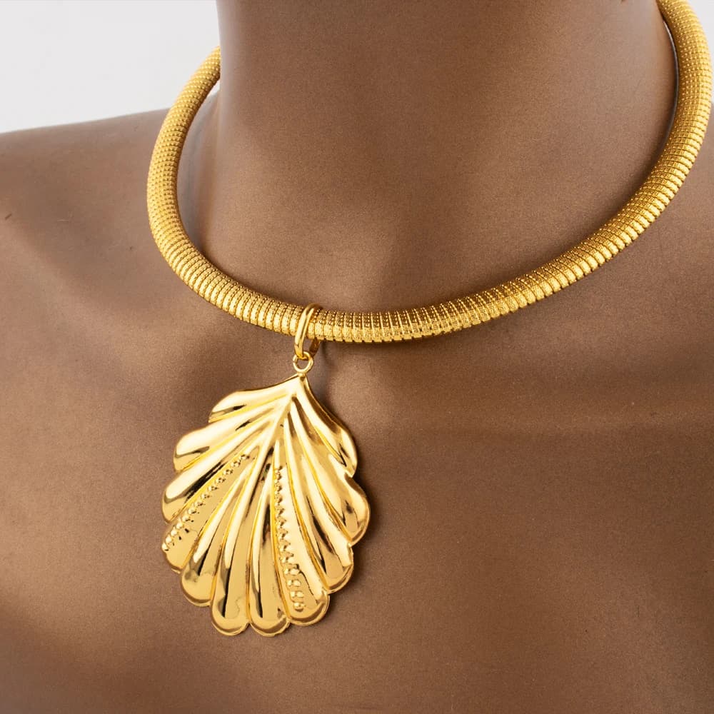 Set of 18K Gold Middle East Earrings and Necklace for Women, Gift of Jewelry for Summer Wedding, Fashion Jewelry Set for Women, Wholesale