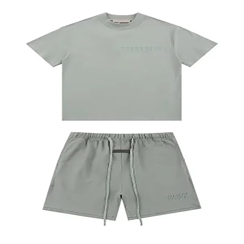 Completo da uomo estivo 2026 nuovo con stampa logo a doppia linea e pantaloncini a vita bassa, stile streetwear