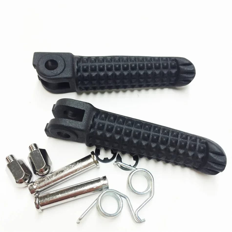 Pedane anteriori nere Poggiapiedi adatto per Yamaha YZF-R1 YZF-R6 YZF R6 R1 1999-2011 Parti aftermarket del motociclo