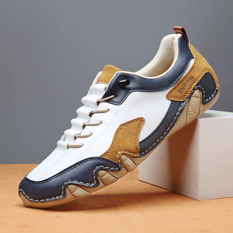 Scarpe da uomo fatte a mano in pelle PU, scarpe casual quattro stagioni, mocassini alla moda, scarpe basse, scarpe da passeggio all'aperto, sneakers da uomo