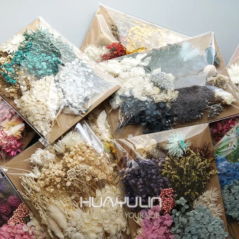 1 pack of artificial plants real flowers dry materials preserved resin candles epoxy floral materials diy set of flowers of hydrangea