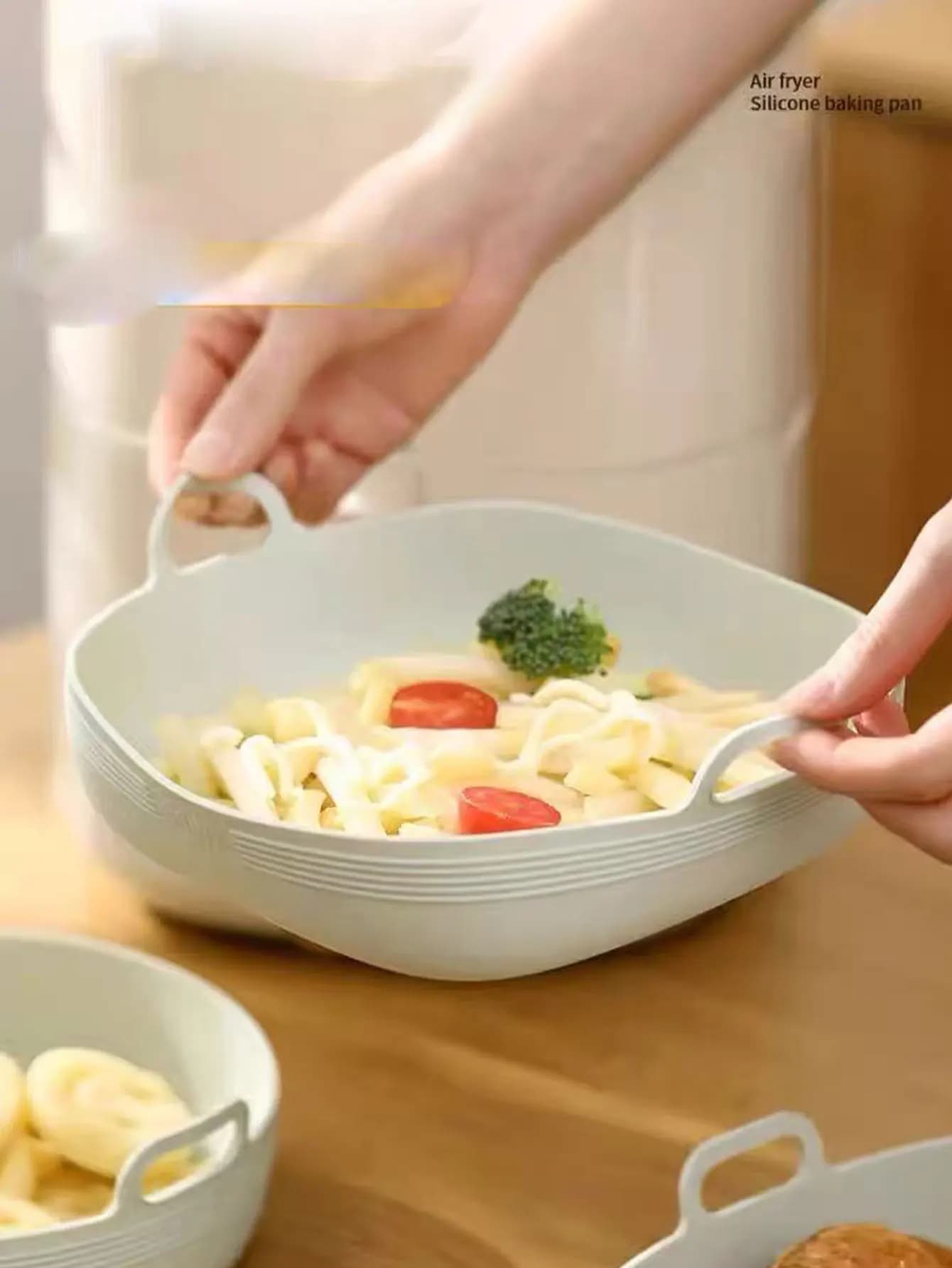Silicone bowl thickened for air fryer, for domestic use, high temperature resistant, suitable for microwave and oven, fruit bowl, salad bowl, folding oven tray, 1 piece