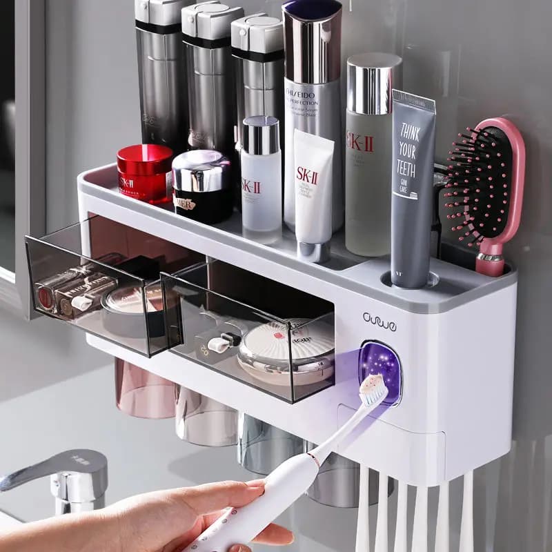 Set di accessori per il bagno Porta spazzolino invertito ad adsorbimento magnetico Dispenser automatico di dentifricio Portaoggetti per spremiagrumi