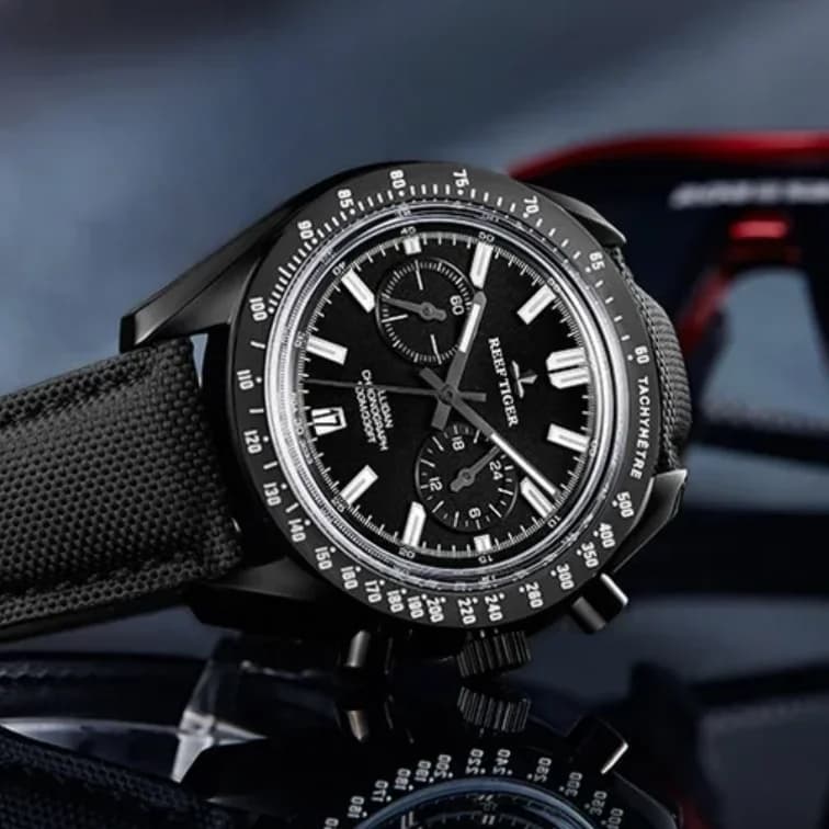 Reef Tiger Orologio cronografo da uomo 44mm Orologio da polso al quarzo Luminoso militare 50M Cinturino in nylon impermeabile Relogio Masculino RGA3033