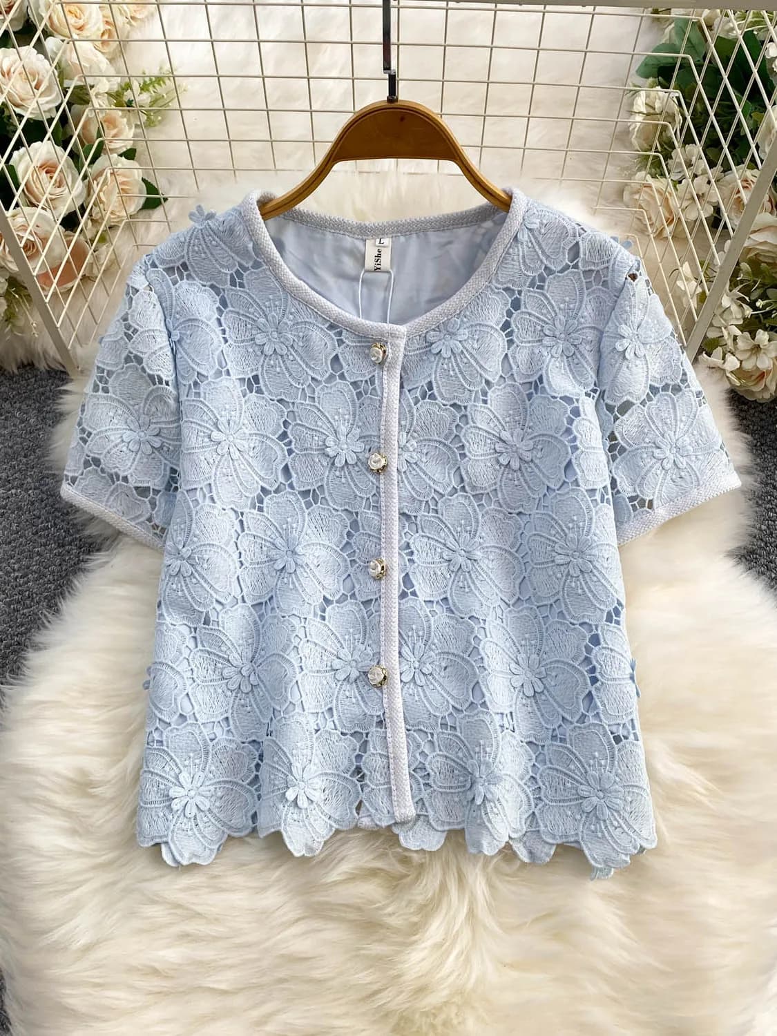 Camicia Estiva di Lusso per Donna con Collo Rotondo in Maglia e Pizzo, Manica Corta, Bottone Singolo, Ricamo Elaborato, Anti-Invecchiamento