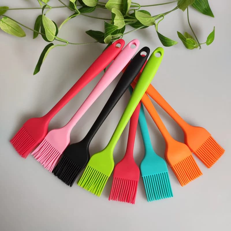 Spazzola per olio in silicone per uso alimentare Spazzola per imbastire barbecue Spazzola per pasticceria resistente al calore Spazzola per olio per barbecue Strumento di cottura