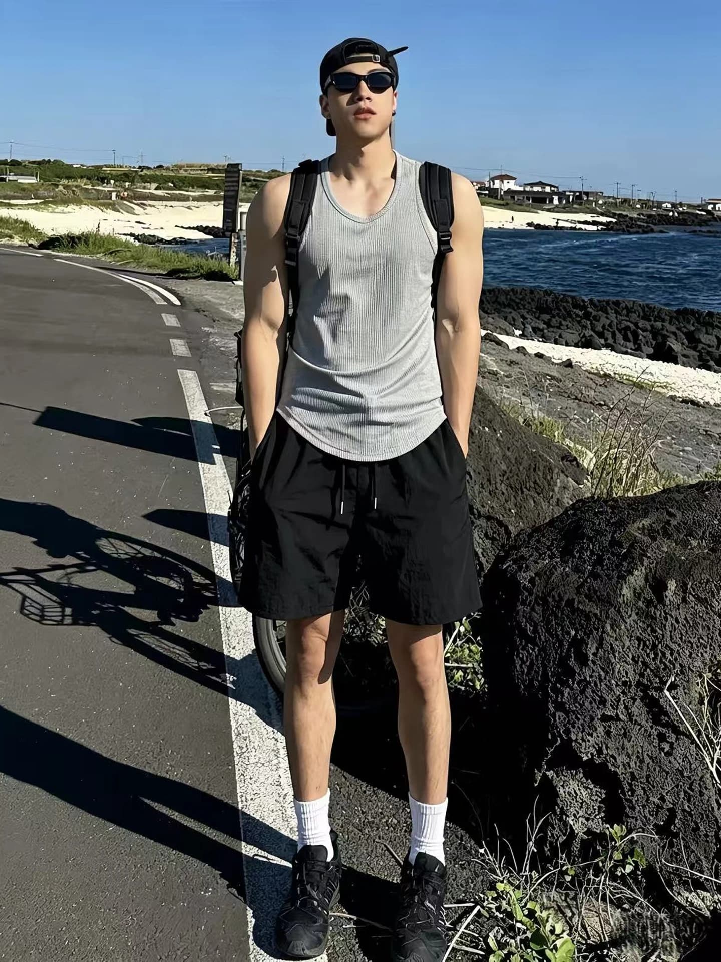 Black Quick Dry Ice Silk Running Shorts Men's Summer Sports Beach Fourths Pants Breathable Lightweight Outdoor Cycling